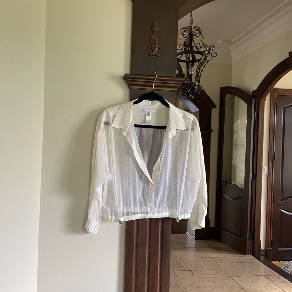 SHAN beautiful adjustable Mesh Crop Top Off White